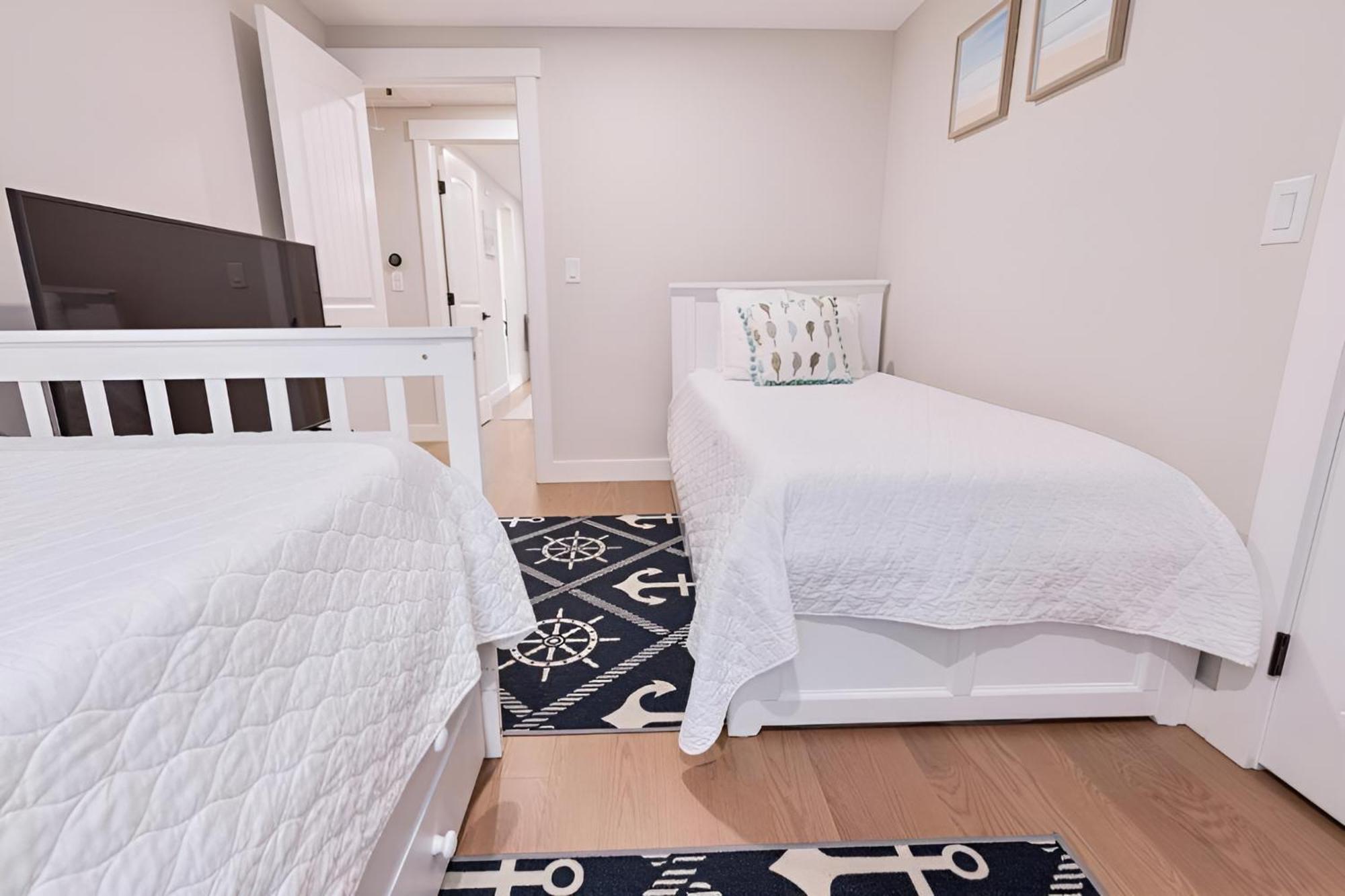 Renovated & Sophisticated Home Near Beach & Shops! Barnstable Exteriör bild