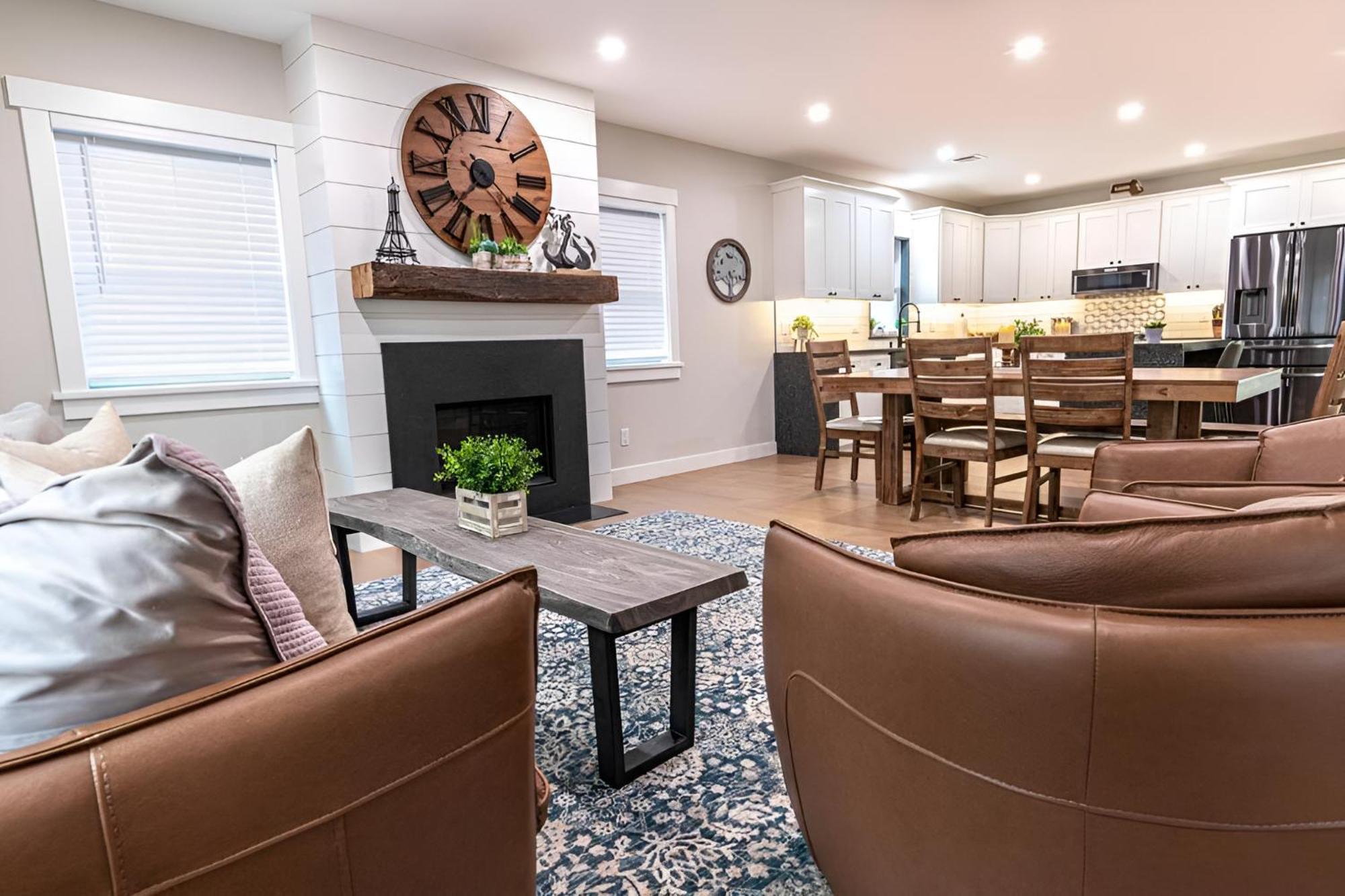 Renovated & Sophisticated Home Near Beach & Shops! Barnstable Exteriör bild