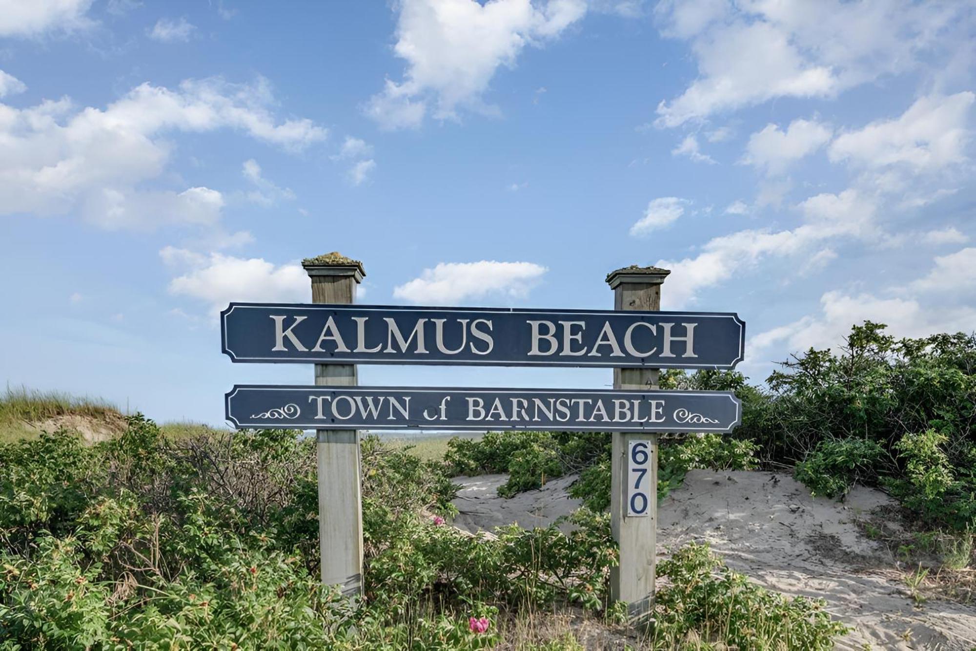 Renovated & Sophisticated Home Near Beach & Shops! Barnstable Exteriör bild